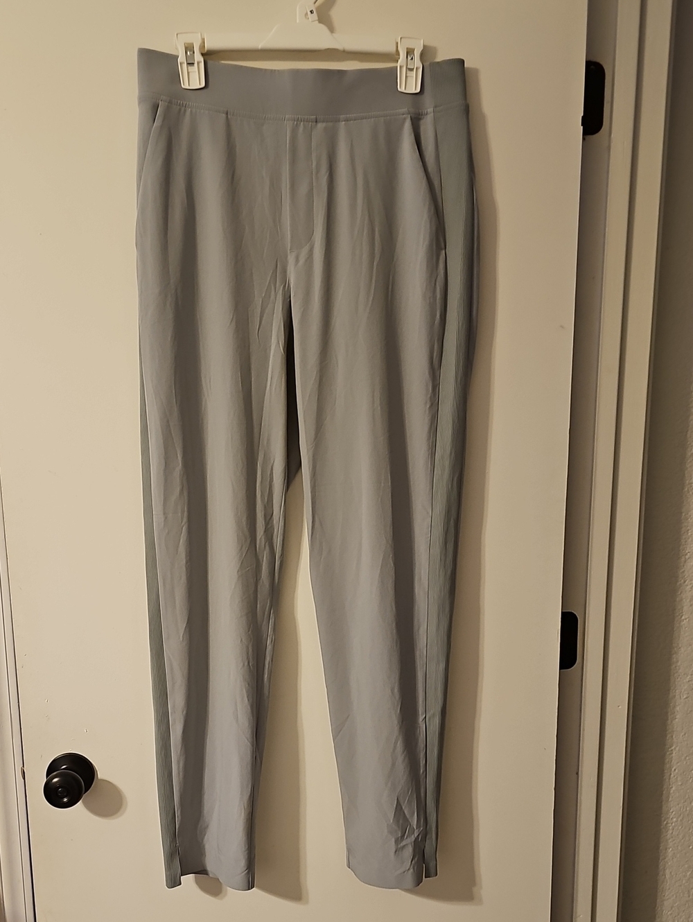 Athleta Brooklyn Ankle Pants Gray Size 8 Tall